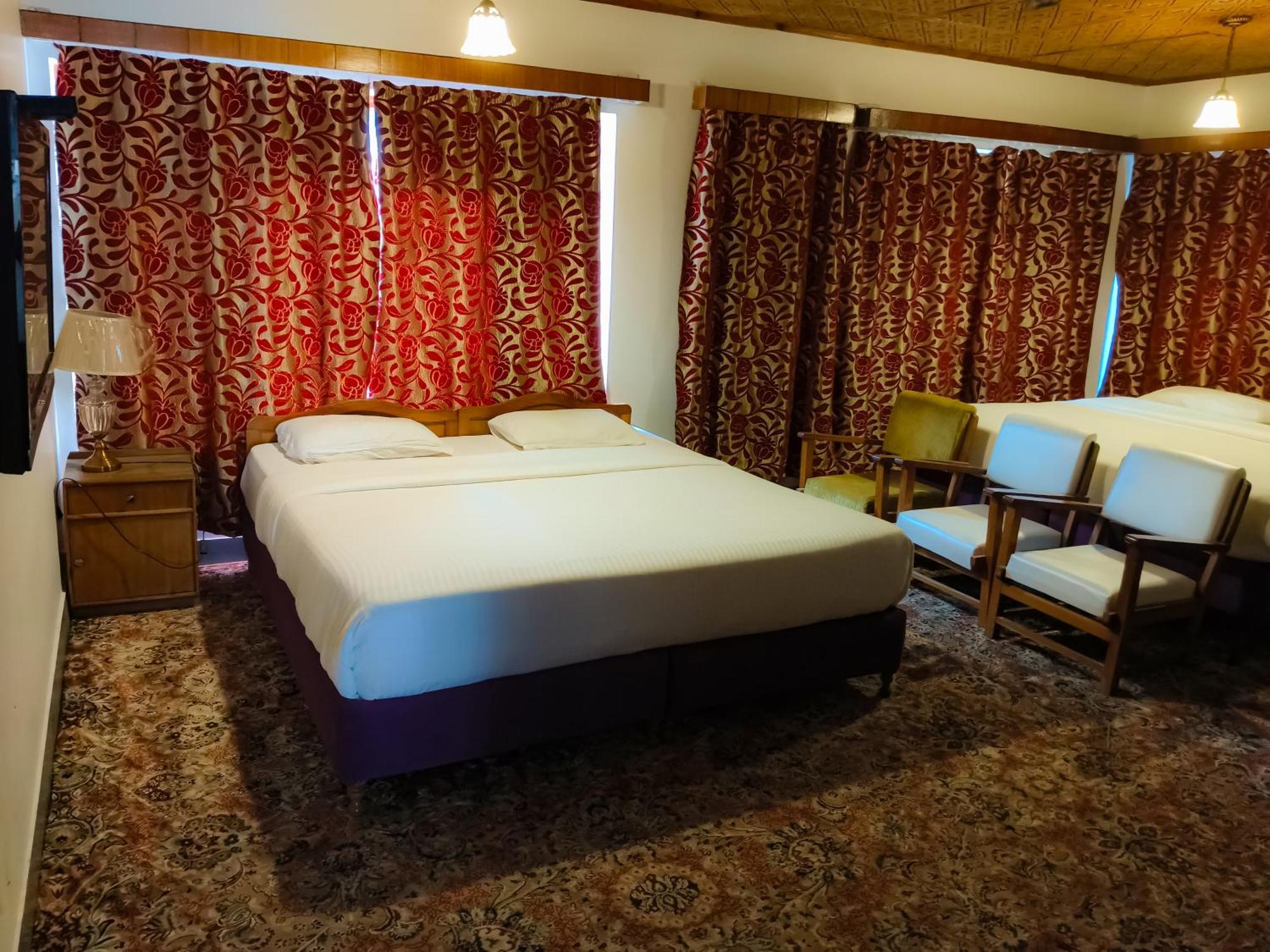 Hotel Season Palace Srīnagar Exteriér fotografie